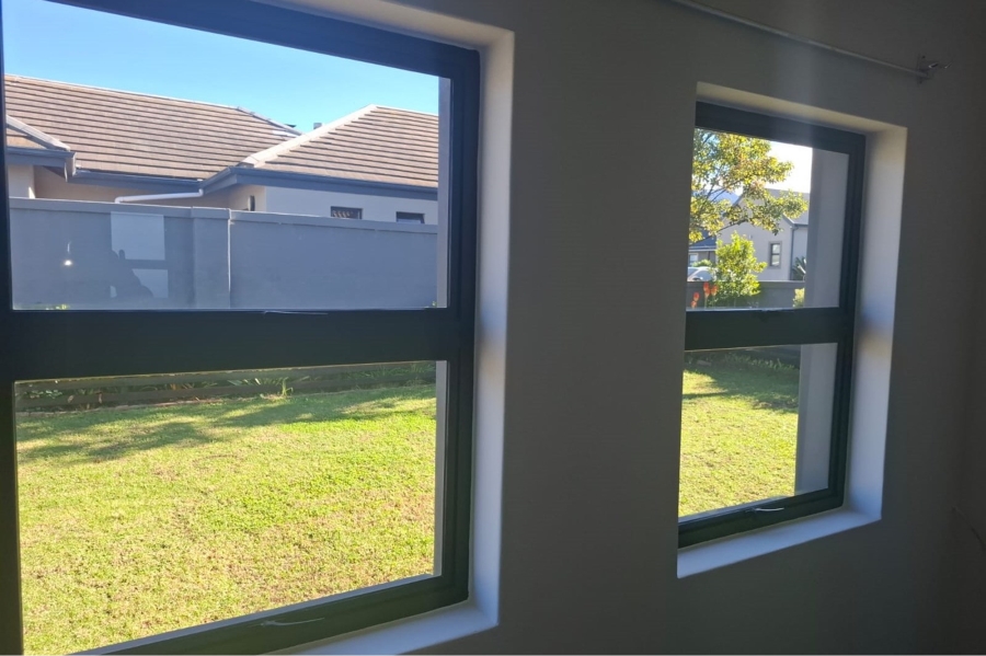2 Bedroom Property for Sale in Blue Mountain Village Western Cape